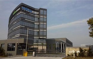 热烈庆祝v8哈希游戏昆山光电产业基地投产运营